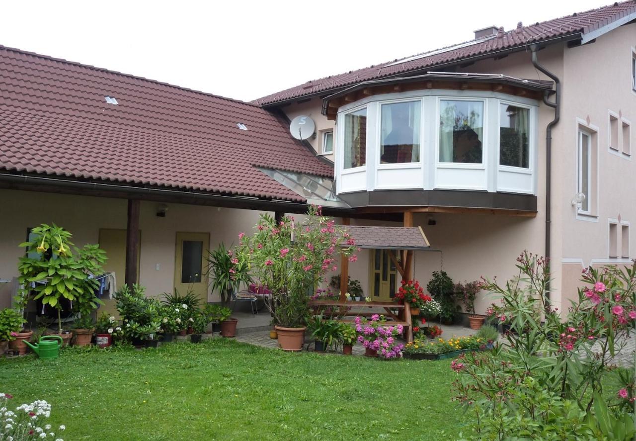 Gertis Blumenhof Privatzimmer, Ferienwohnung Gmund  Εξωτερικό φωτογραφία
